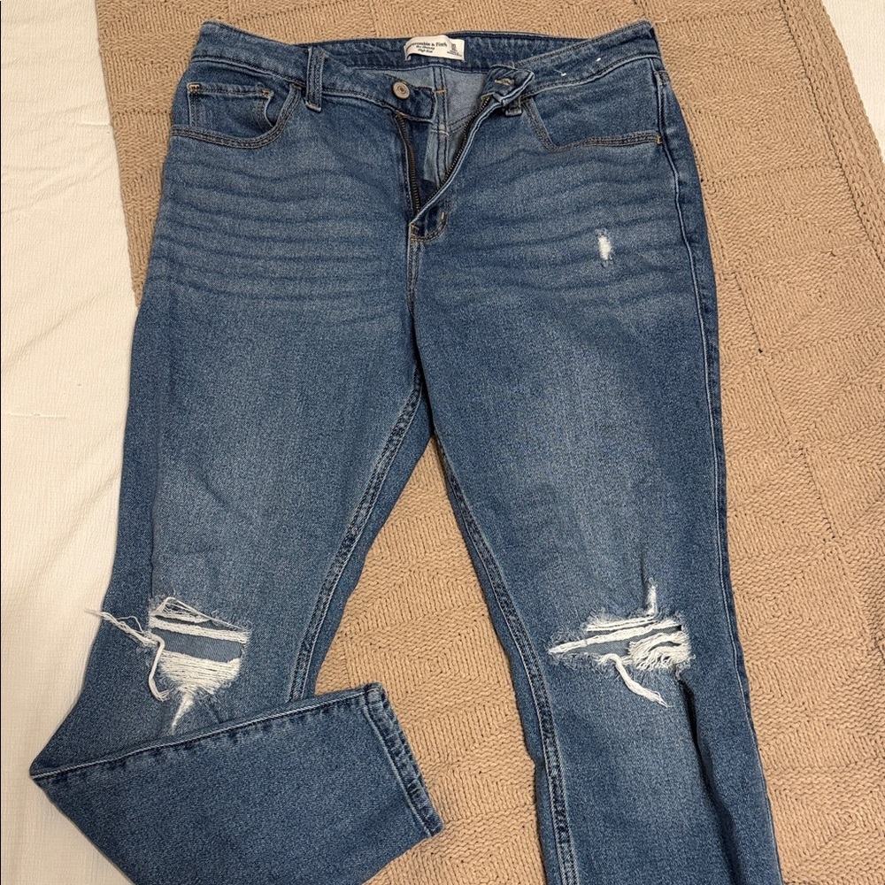 Abercrombie & Fitch Women's Distressed Blue Skinny Jeans